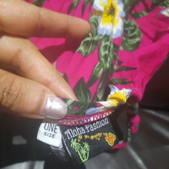 Aloha Fashion maxi dress. size O/S.        Pink, Green, Yellow, Blue, and Brown. - Picture 3 of 3